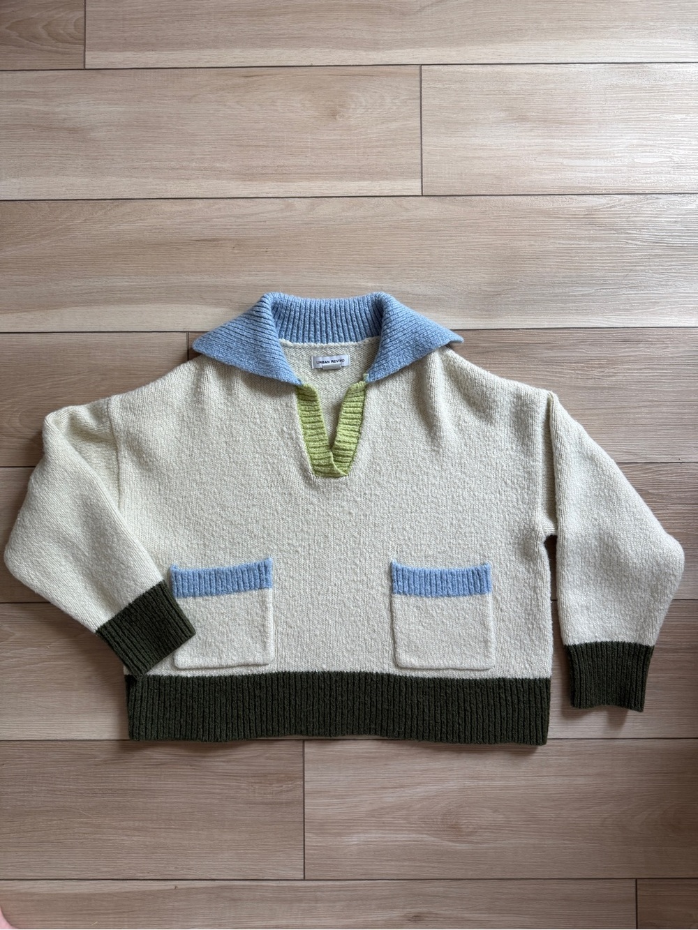 Urban Revivo Colorblock Collar Cropped Oversized Sweater Cream Blue Green Medium